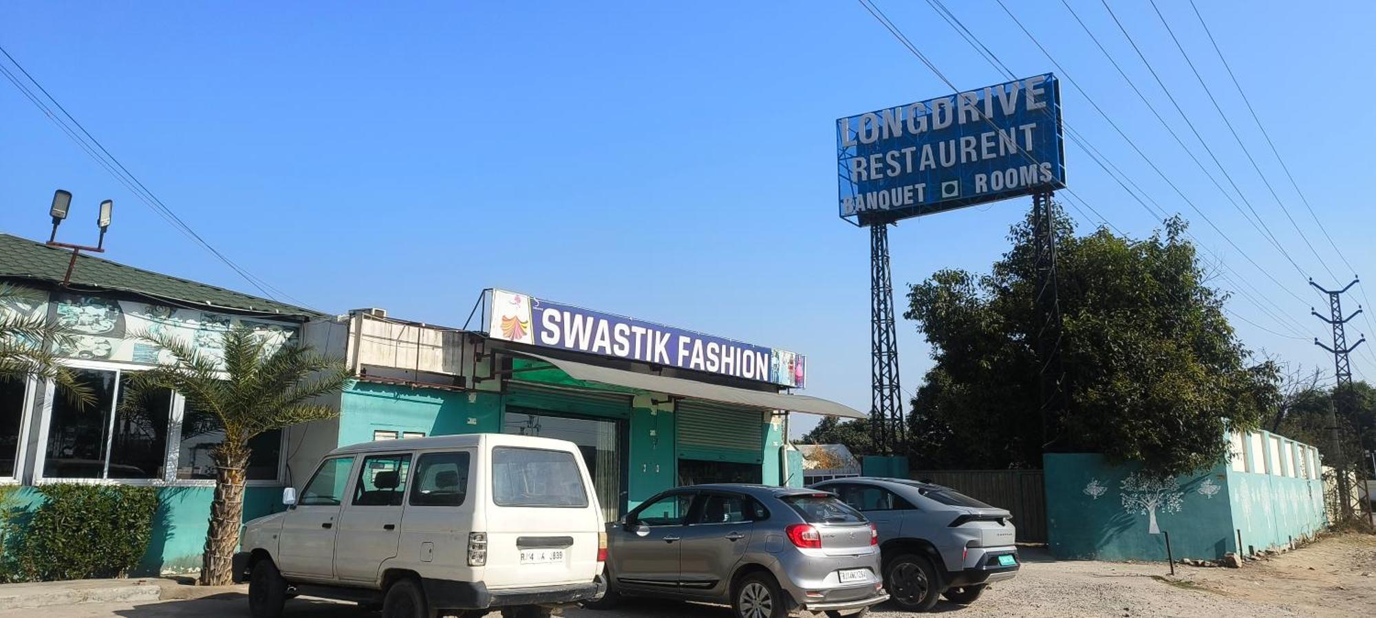 Long Drive Hotel And Resaurt Jaipur Bagian luar foto