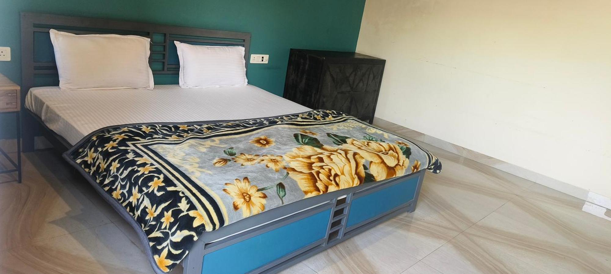 Long Drive Hotel And Resaurt Jaipur Bagian luar foto